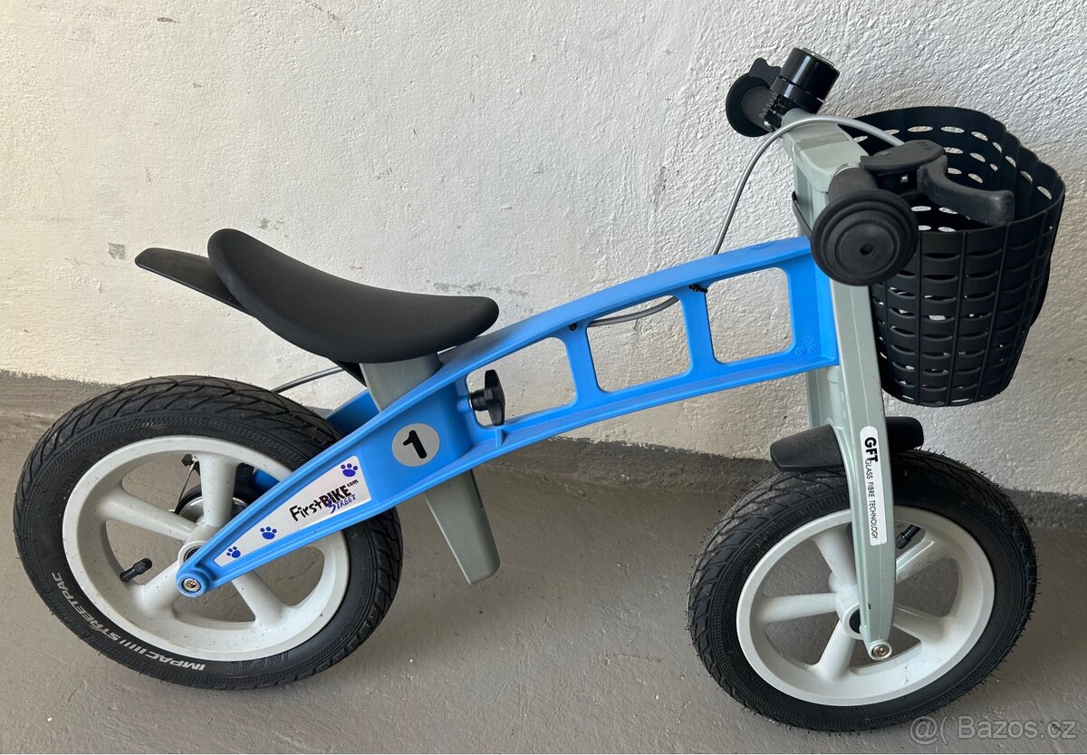 Dětské odrážedlo Firstbike