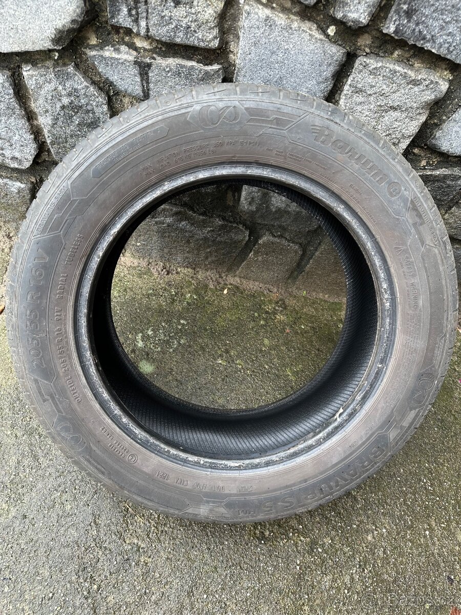 Pneu 205/55 R16 Barum Bravuris 5