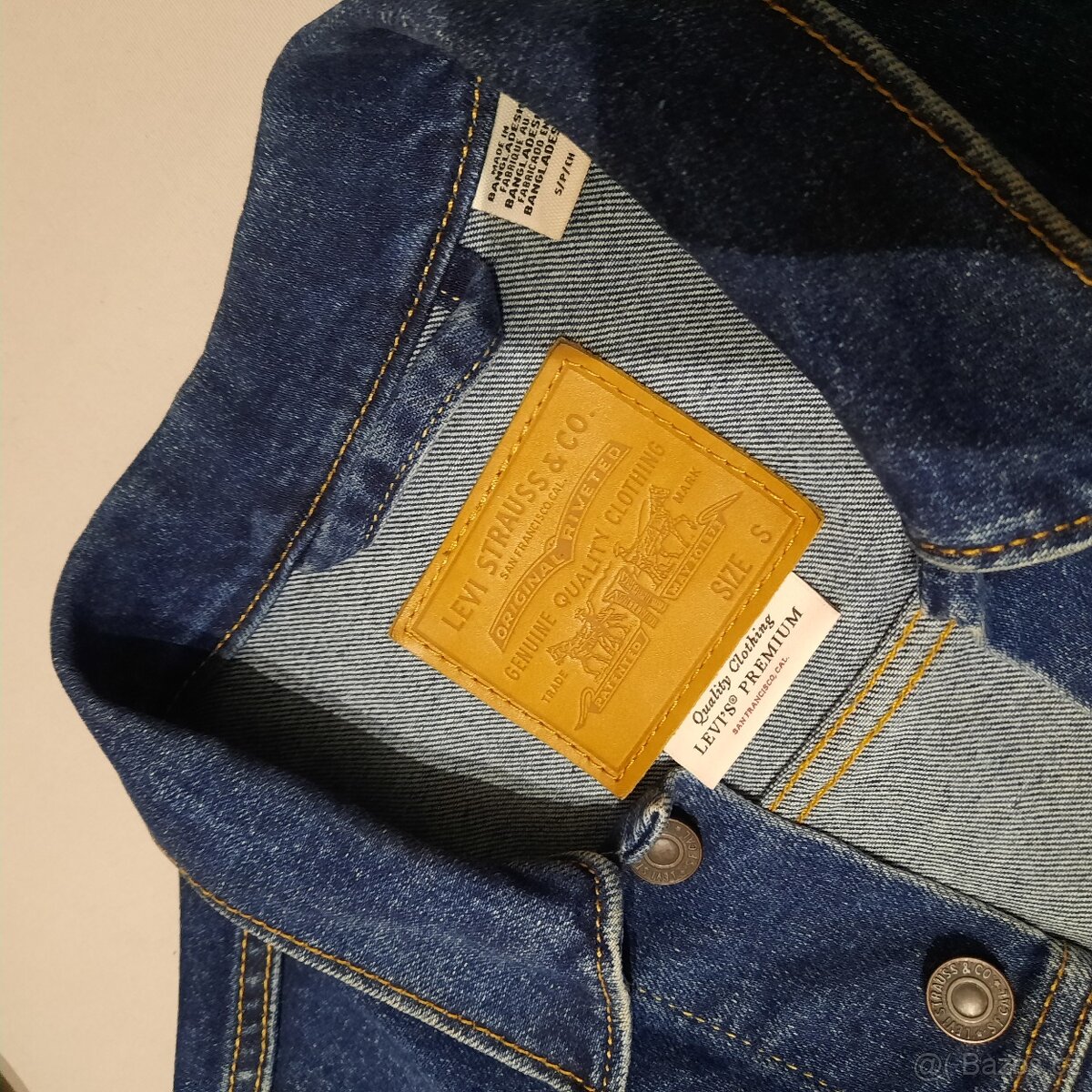 LEVIS  dámská džínová bunda velikost  S