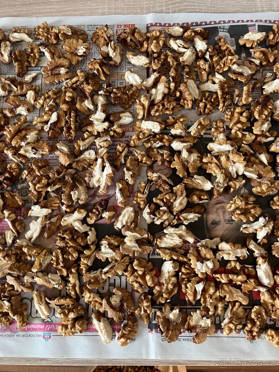 Vlašské ořechy loupané