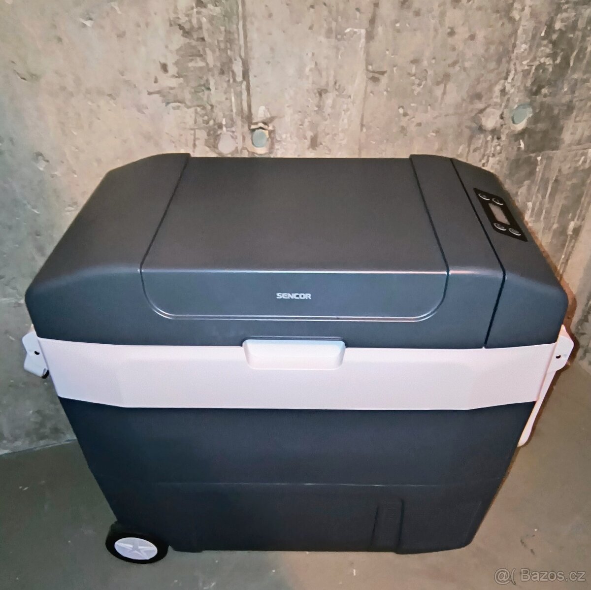 Lednička Sencor SCM 5501BL (objem 55 litrů)