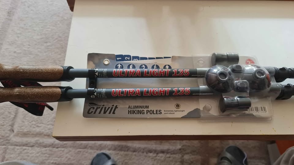 trekingové hole Crivit Ultra Light 135