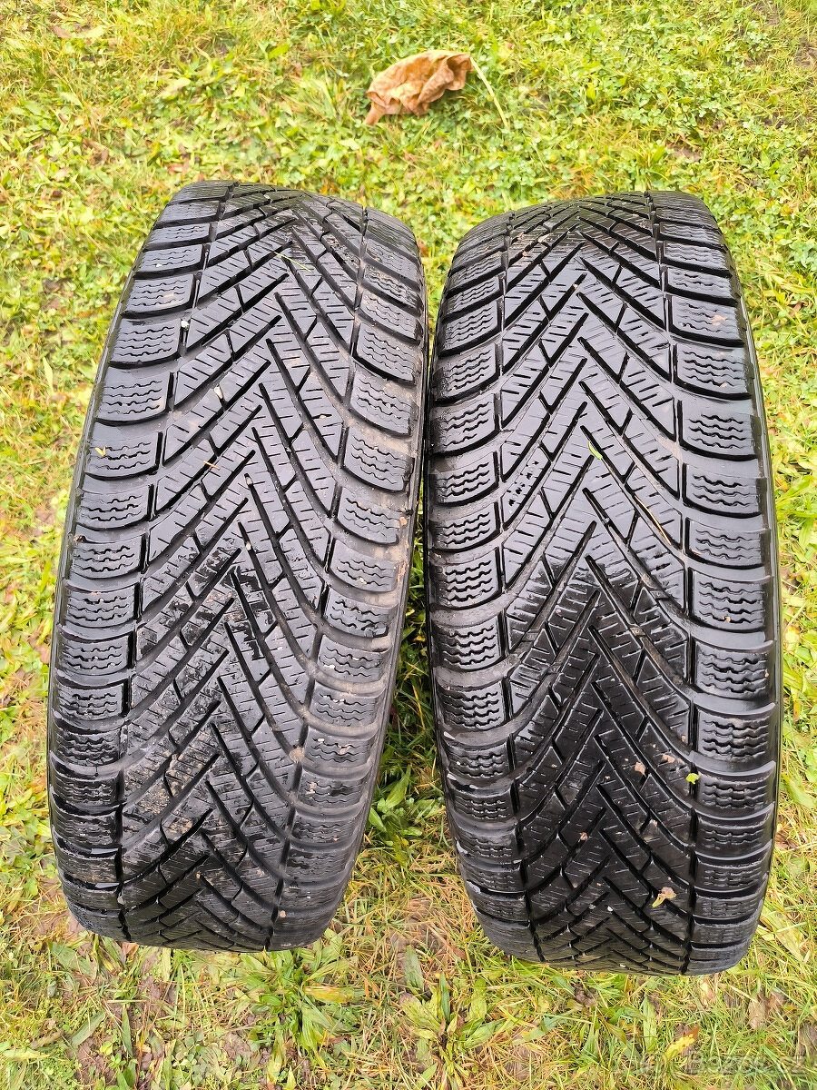 2 zimní pneumatiky 205/55/16 PIRELLI