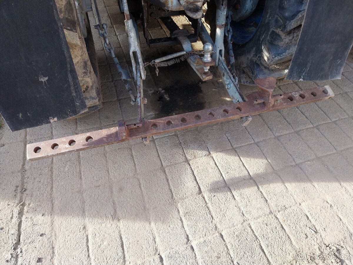 Rozporka do ramen traktoru