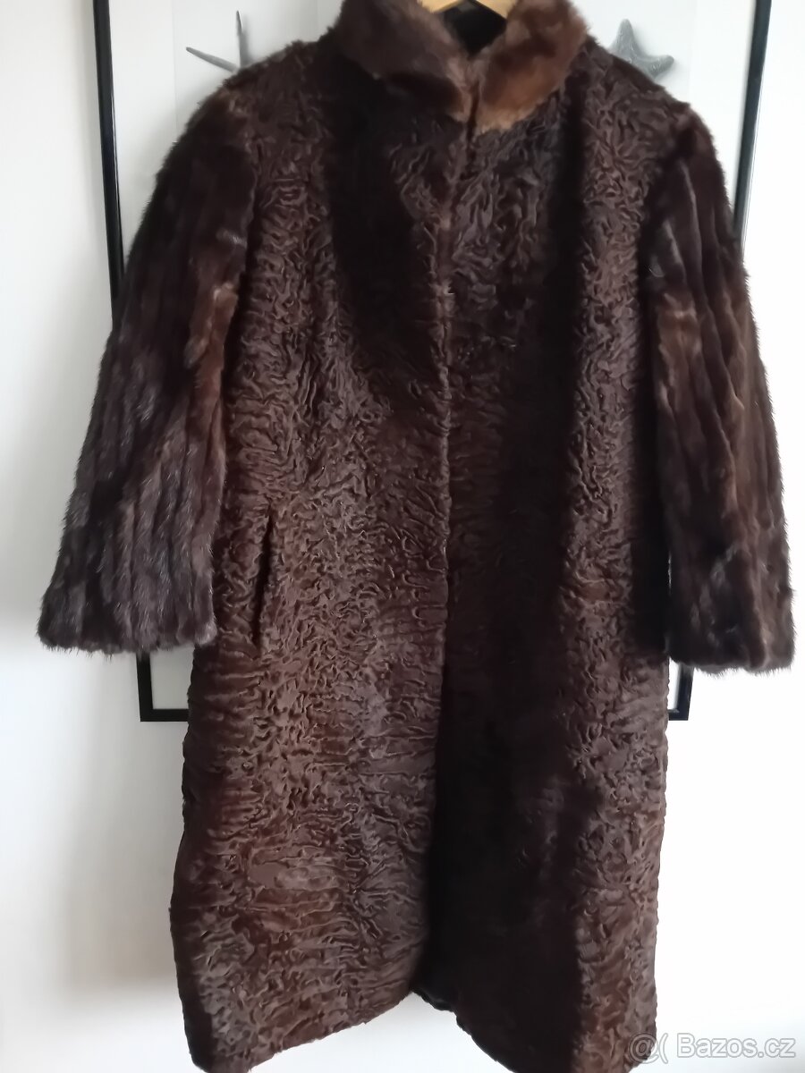 LUXUSNÍ DÁMSKÝ KOŽICH Z PRAVÉ KOŽEŠINY VEL.M