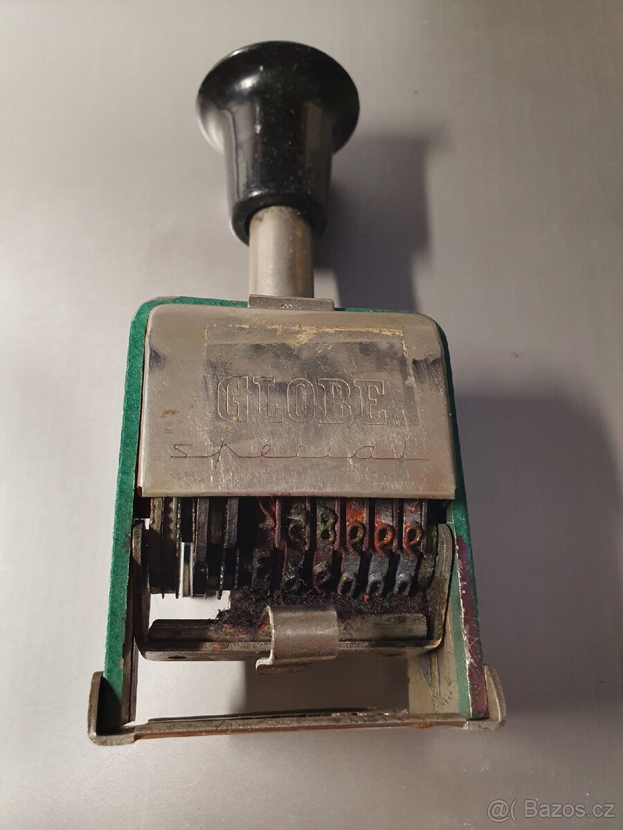 Kovová číslovačka a razítka