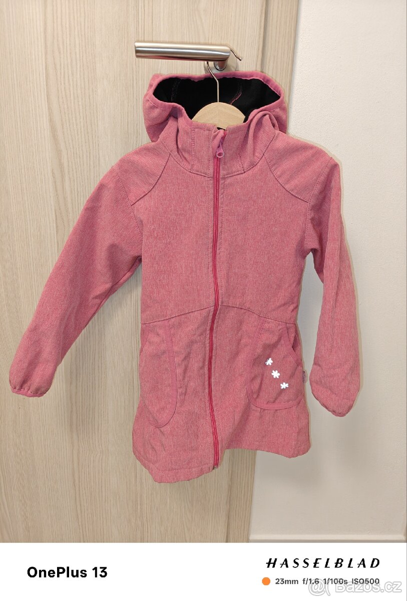 Dívčí softshellový kabatek