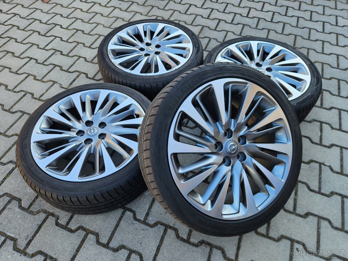 Originální Opel Astra 5x105 Letní 225/40/18