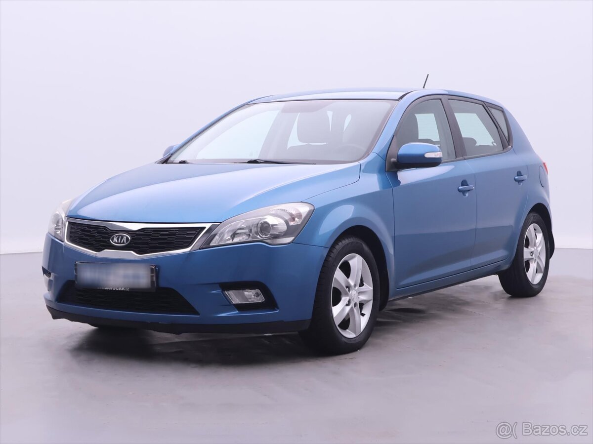 Kia Ceed 2,0 CRDi Exclusive CZ (2010)