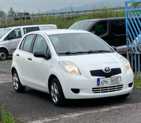 Toyota Yaris 1.0 - opravdu velice krásná