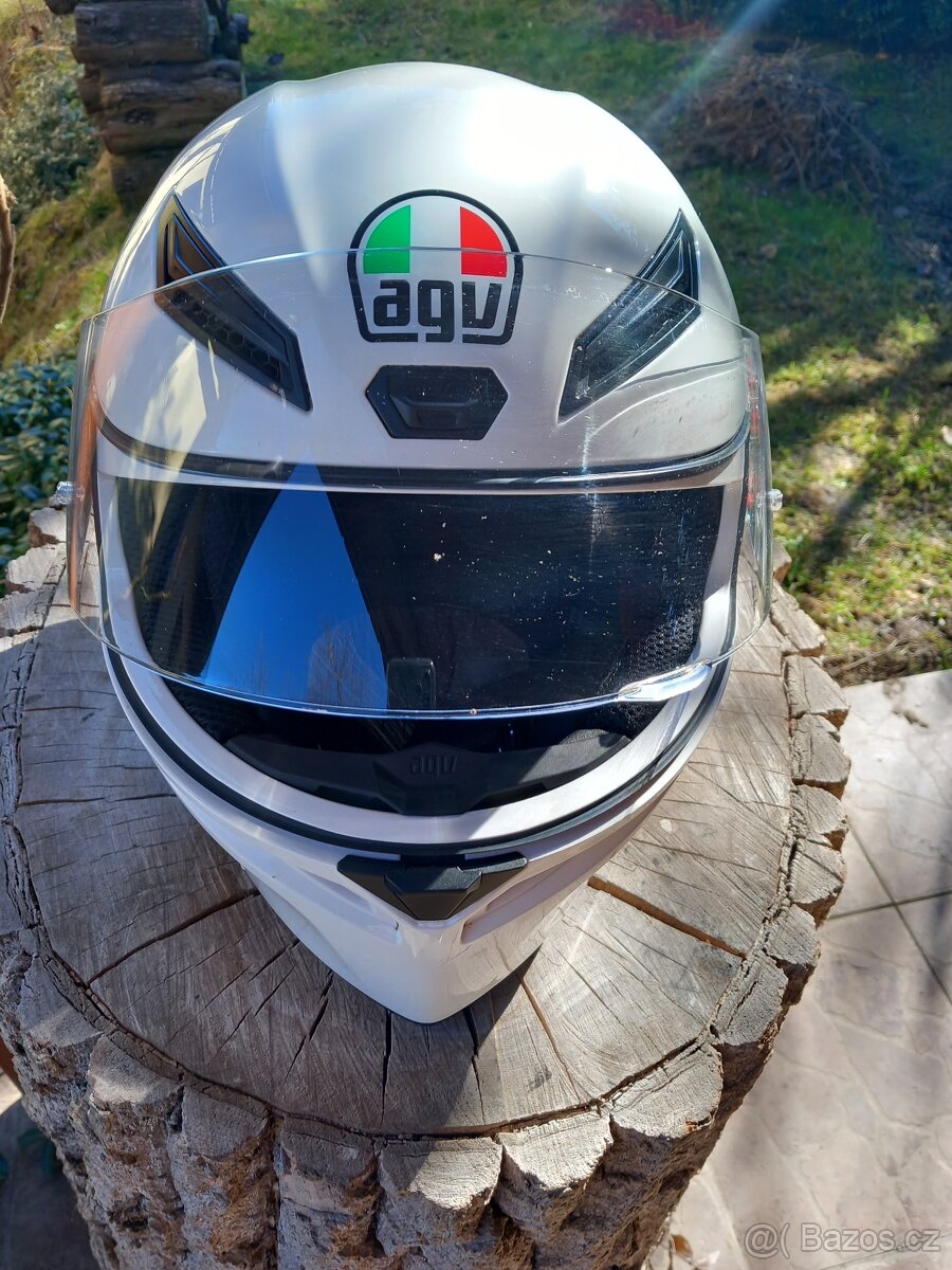 AGV