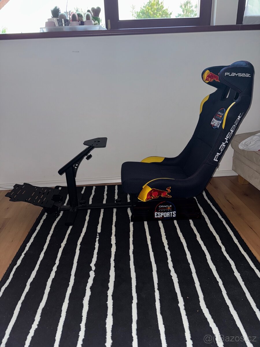 Zavodní křeslo Red Bull Racing Esports