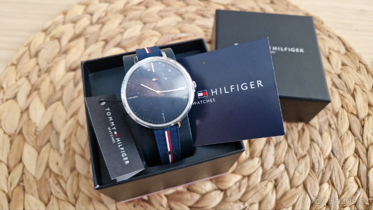Dámské hodinky Tommy Hilfiger