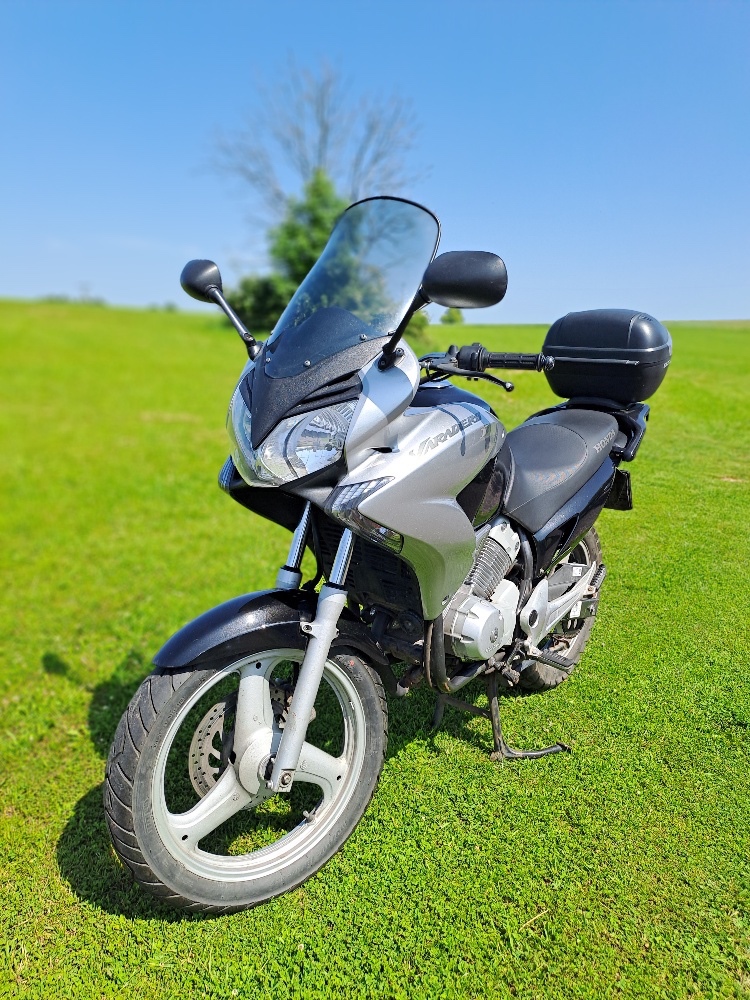 Honda XL125V Varadero