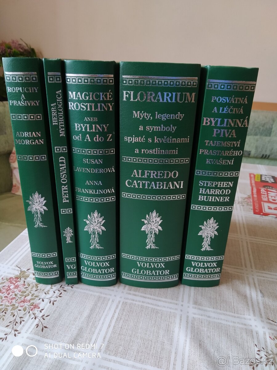 Prodám série knih