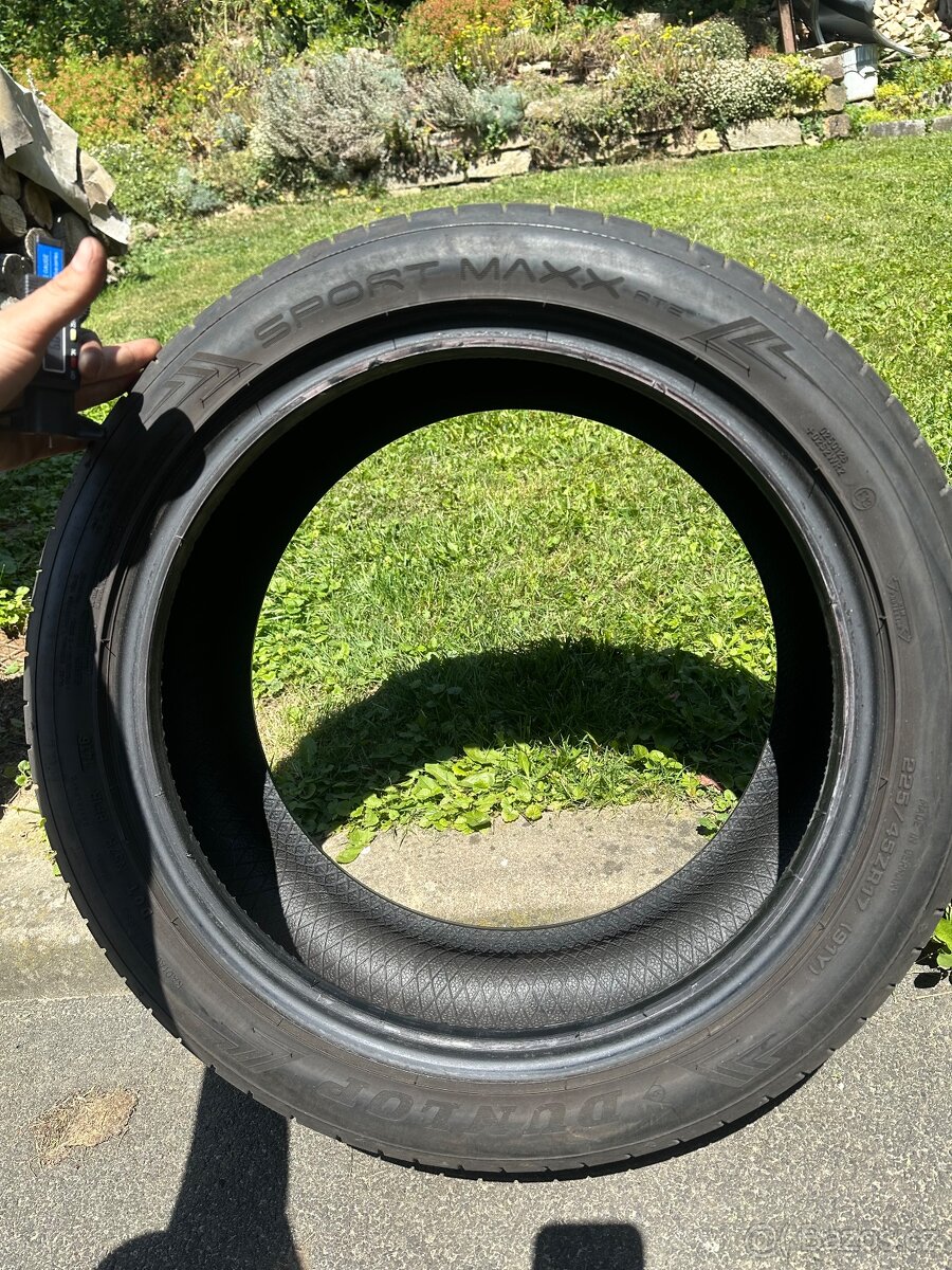 Pneu