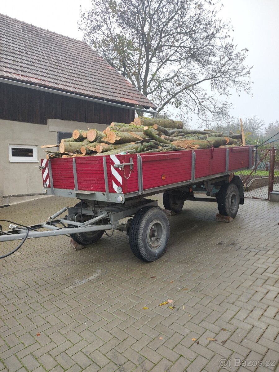 Prodám vlek za traktor 5t s novou STK