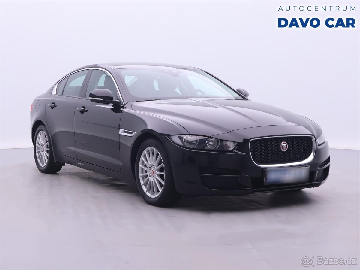 Jaguar XE 2,0 D 120kW Automat Navi. DPH (2015)