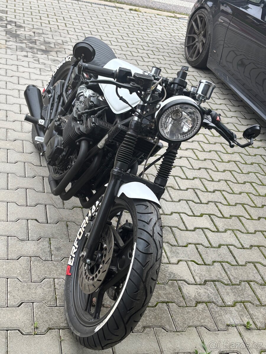 Cafe racer