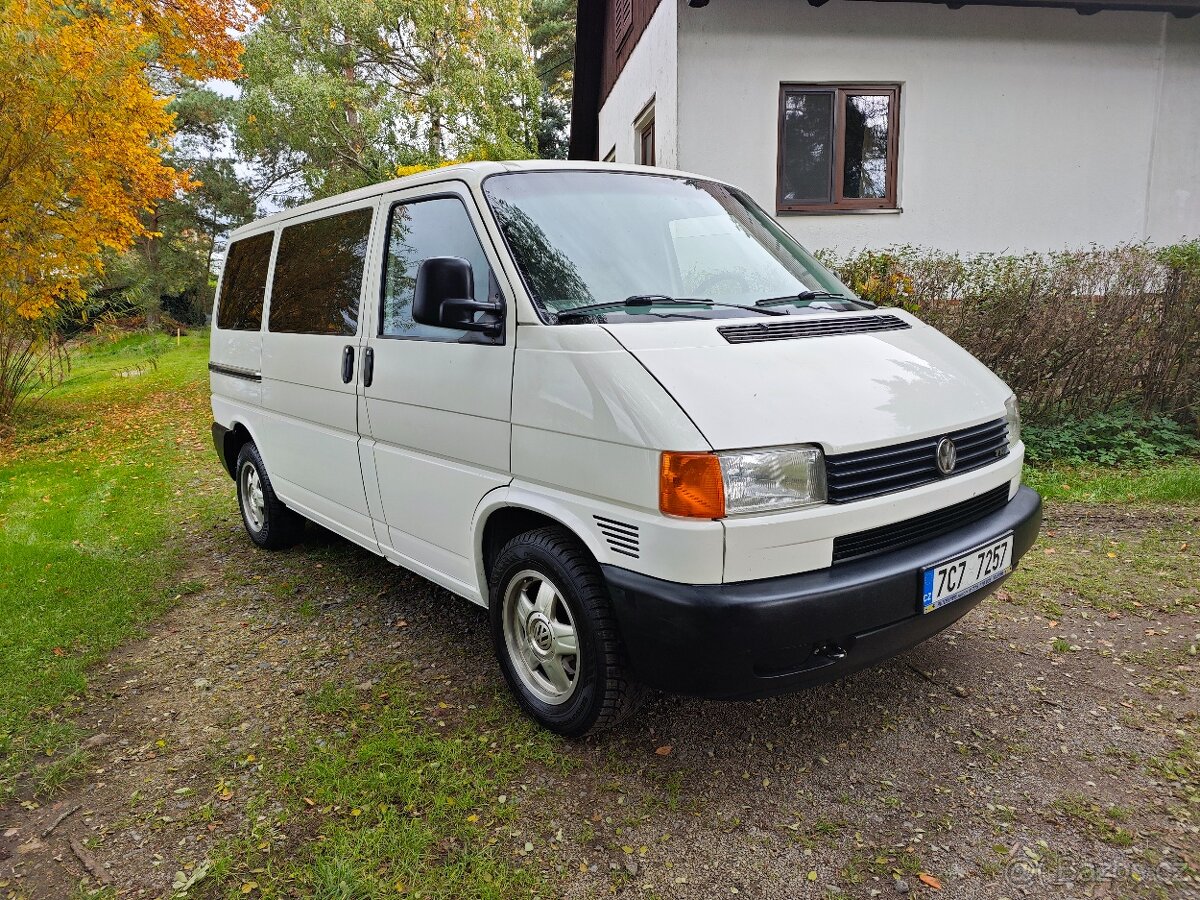 Volkswagen Transporter T4 2.5Tdi 9míst