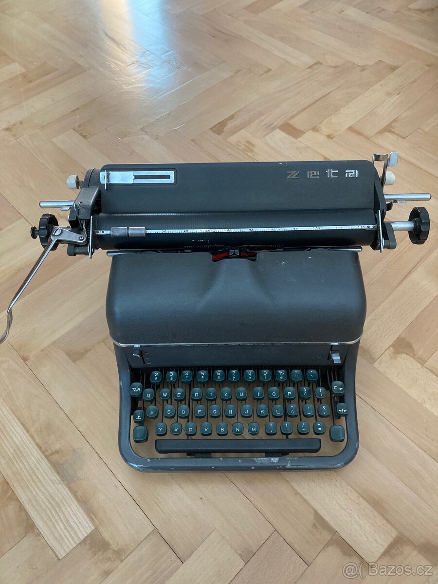 Psací stroj Zeta