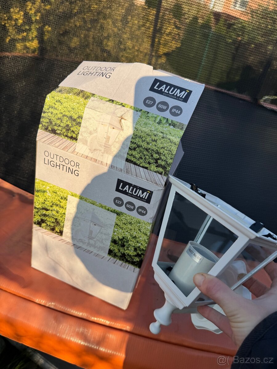 Venkovni svetlo lampa nove