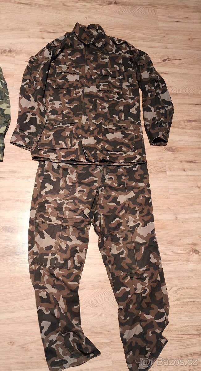 Vojenská uniforma Butan VSR 84