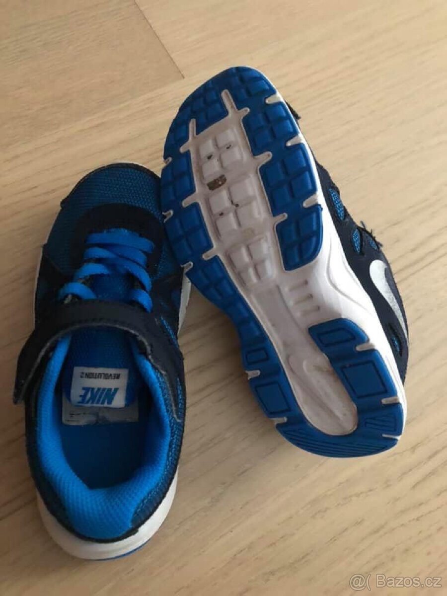 sportovní boty Nike