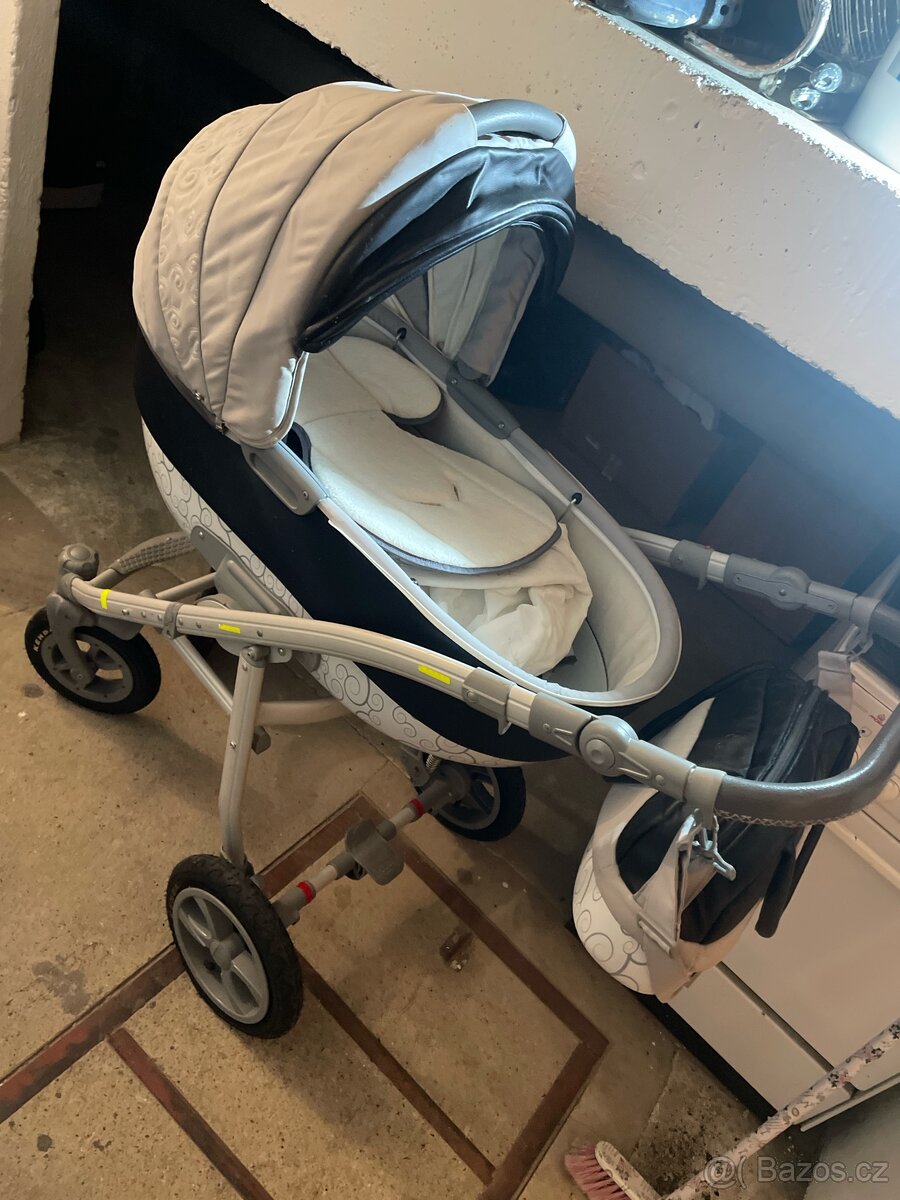 Dětský kočárek Camarelo You Silver