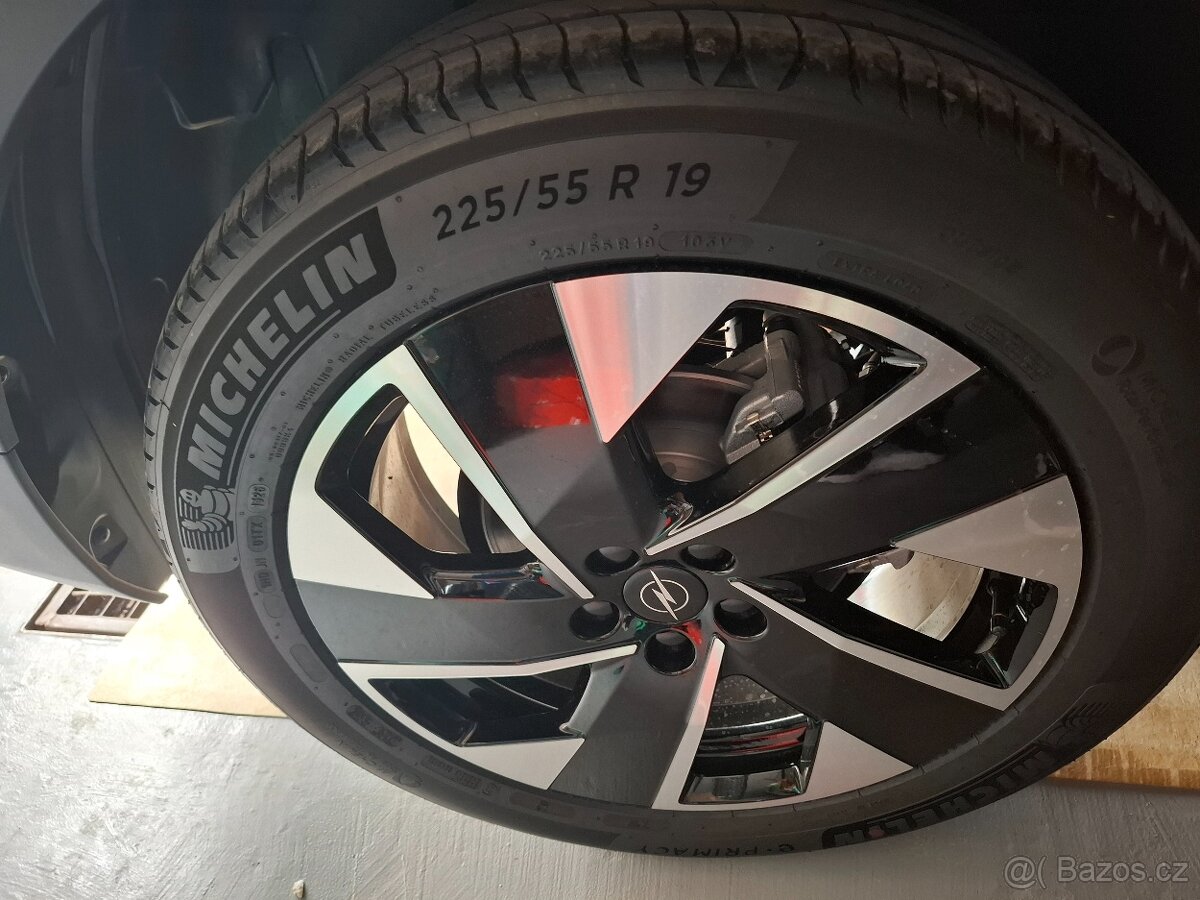Michelin 225/50/R19 103V