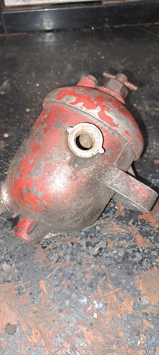 Prodám obal filtru paliva Rs09