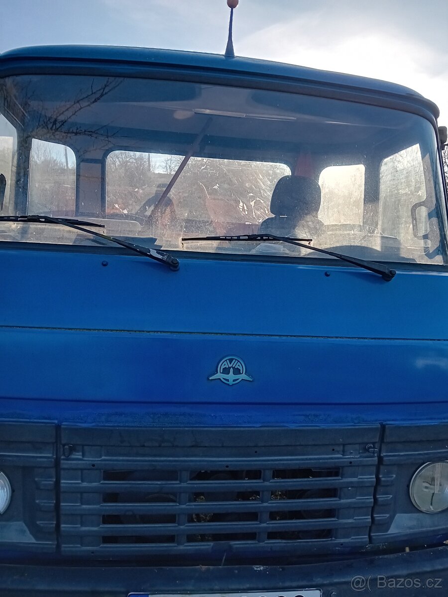 Avia A30