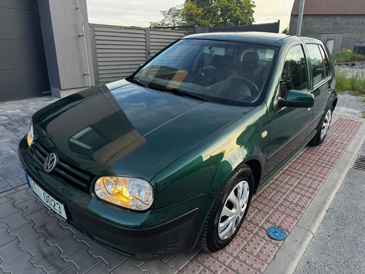 Volkswagen Golf IV 1.6i 77Kw - Klima
