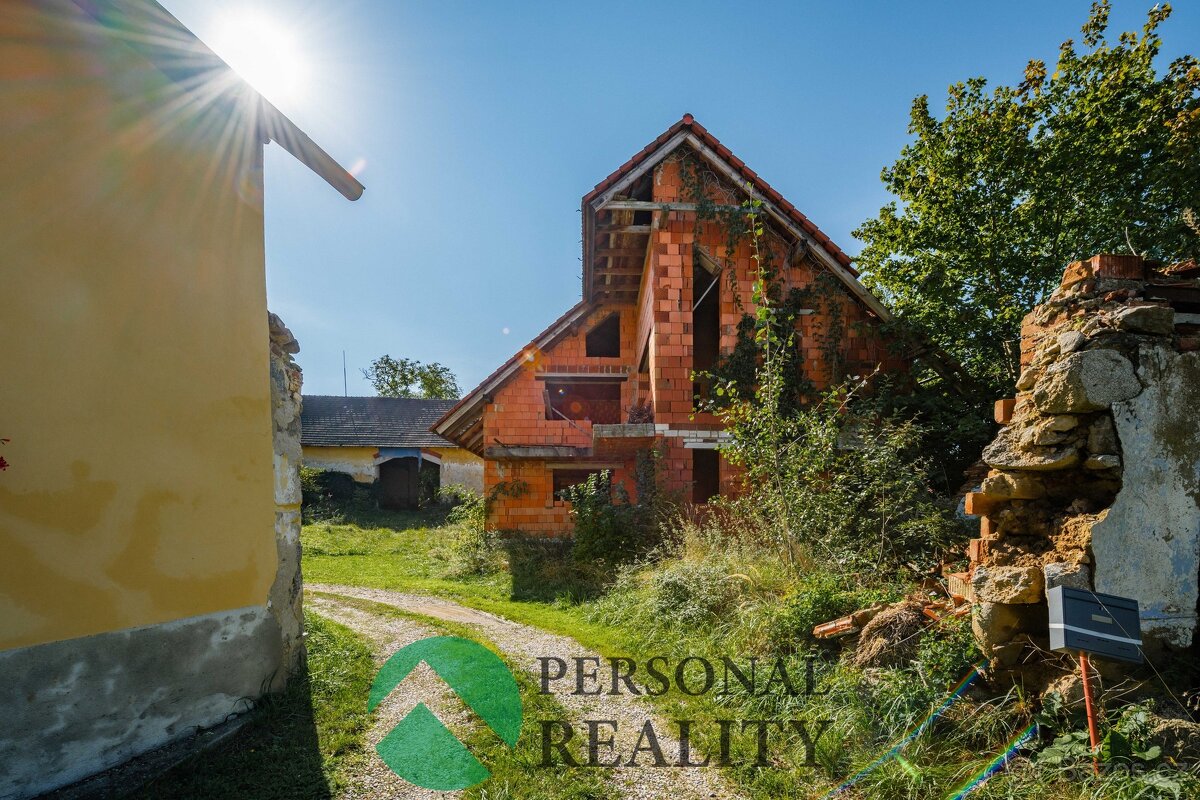 Prodej zemědělské usedlosti 4746 m2 - Suchdol u Prosenické L
