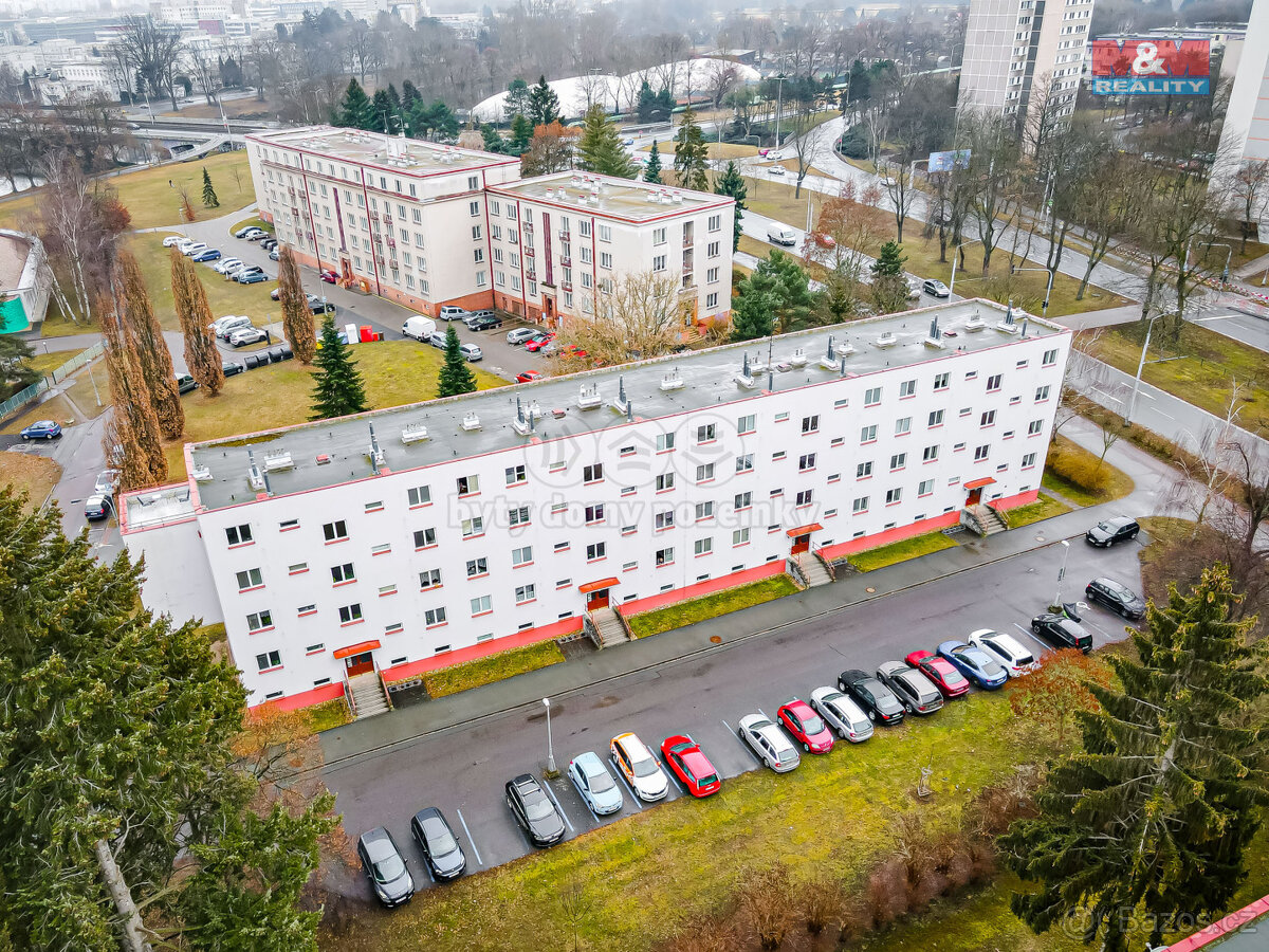 Pronájem bytu 2+1 v Hradci Králové, ul. Labská kotlina