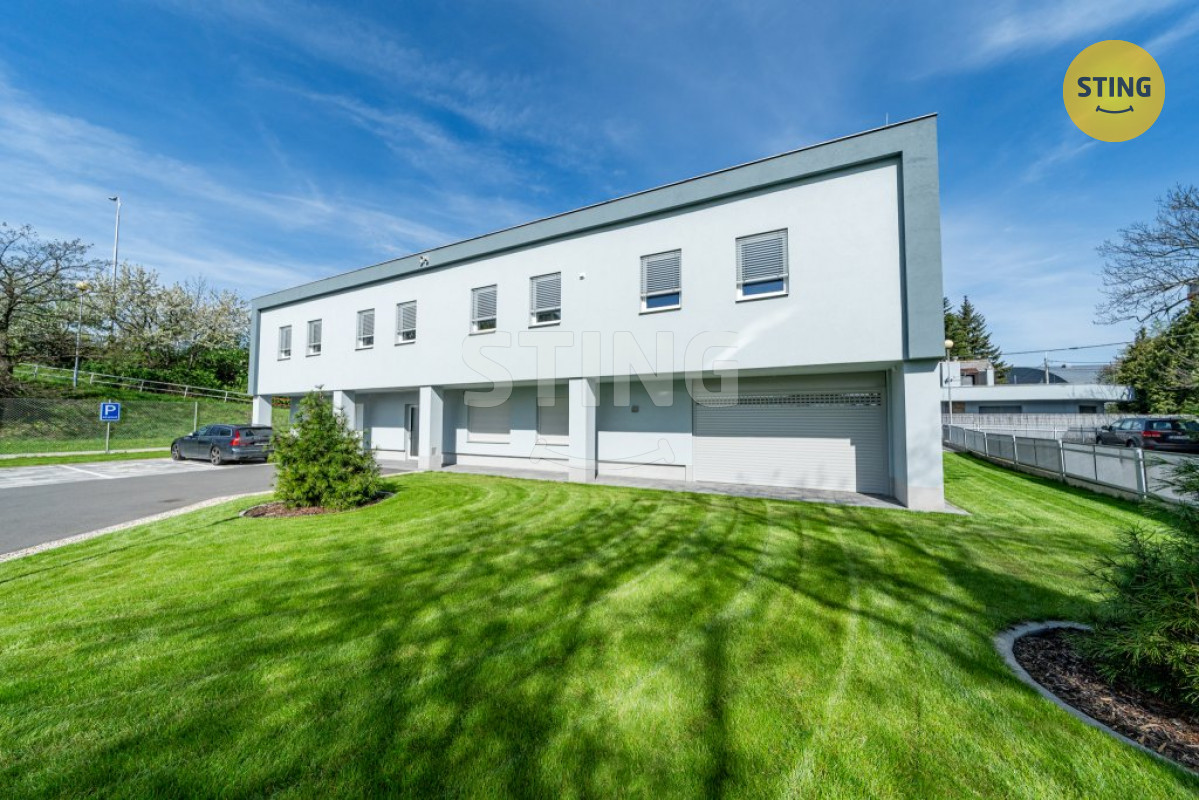Pronájem luxusních prostor v novostavbě, 209 m2, Ost, 132480
