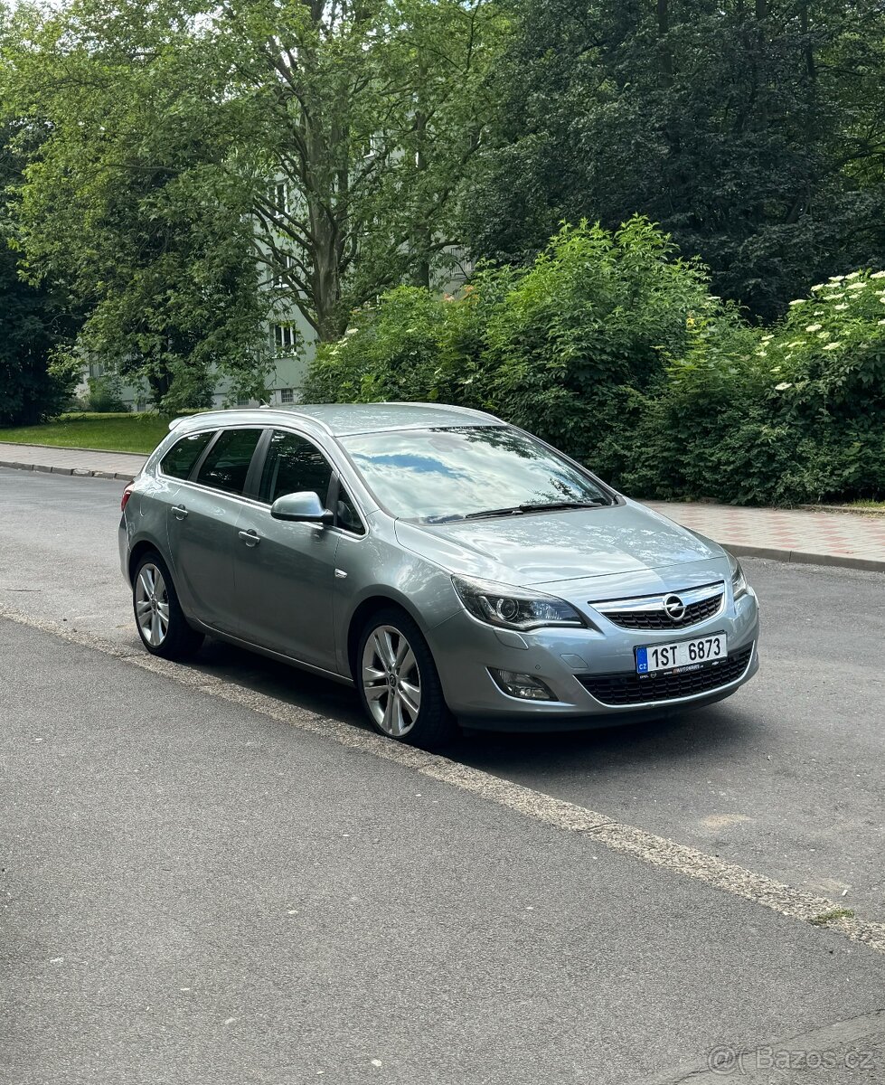 Opel Astra Sport Tourer ND