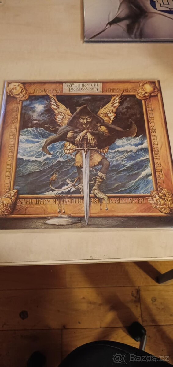 LP Jethro Tull: The Broadsword And The Beast