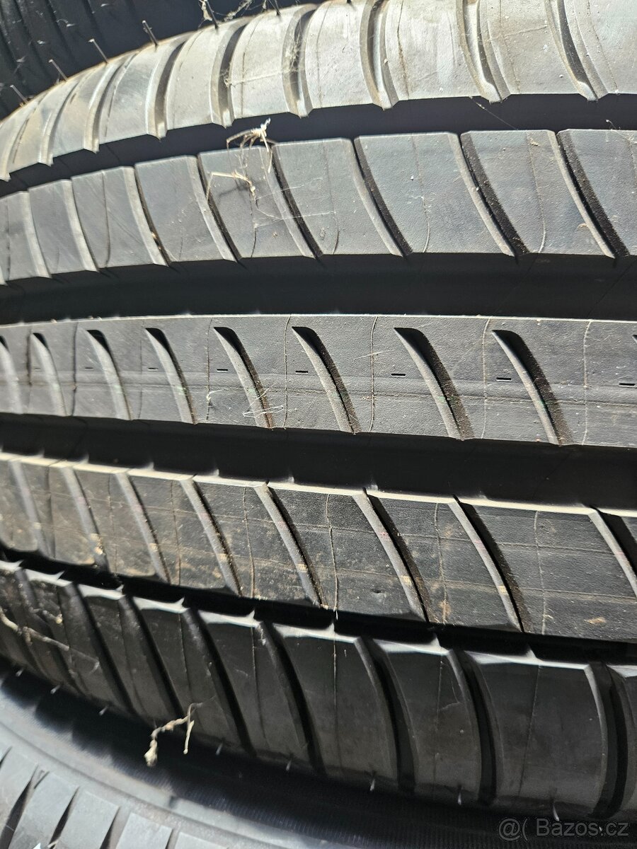 215/50R18 92W Primacy 3 AO1 MICHELIN