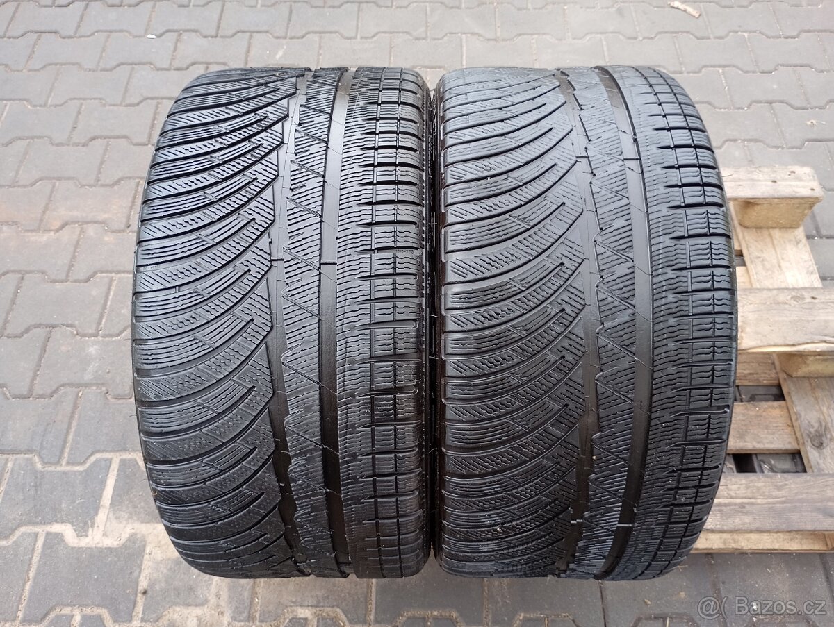 285/30/20 zimní pneu michelin