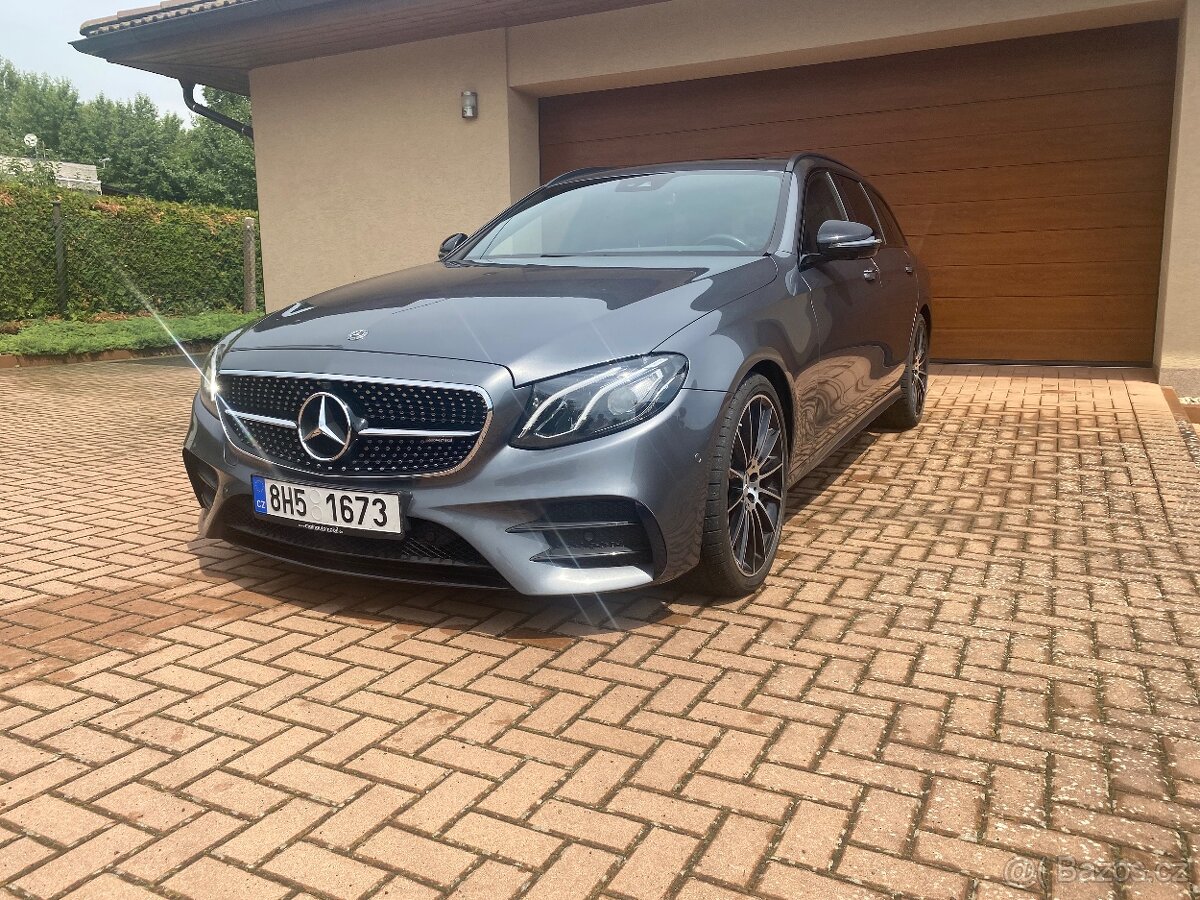 Mercedes-Benz E43 AMG - po servisu 112000 km Vzduch