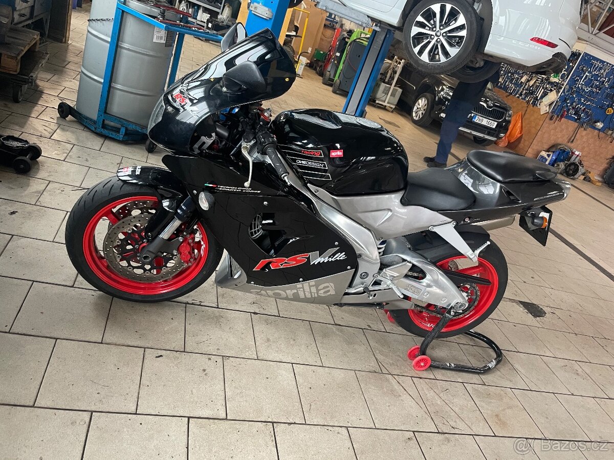 Aprilia rsv 1000 mille , výměna
