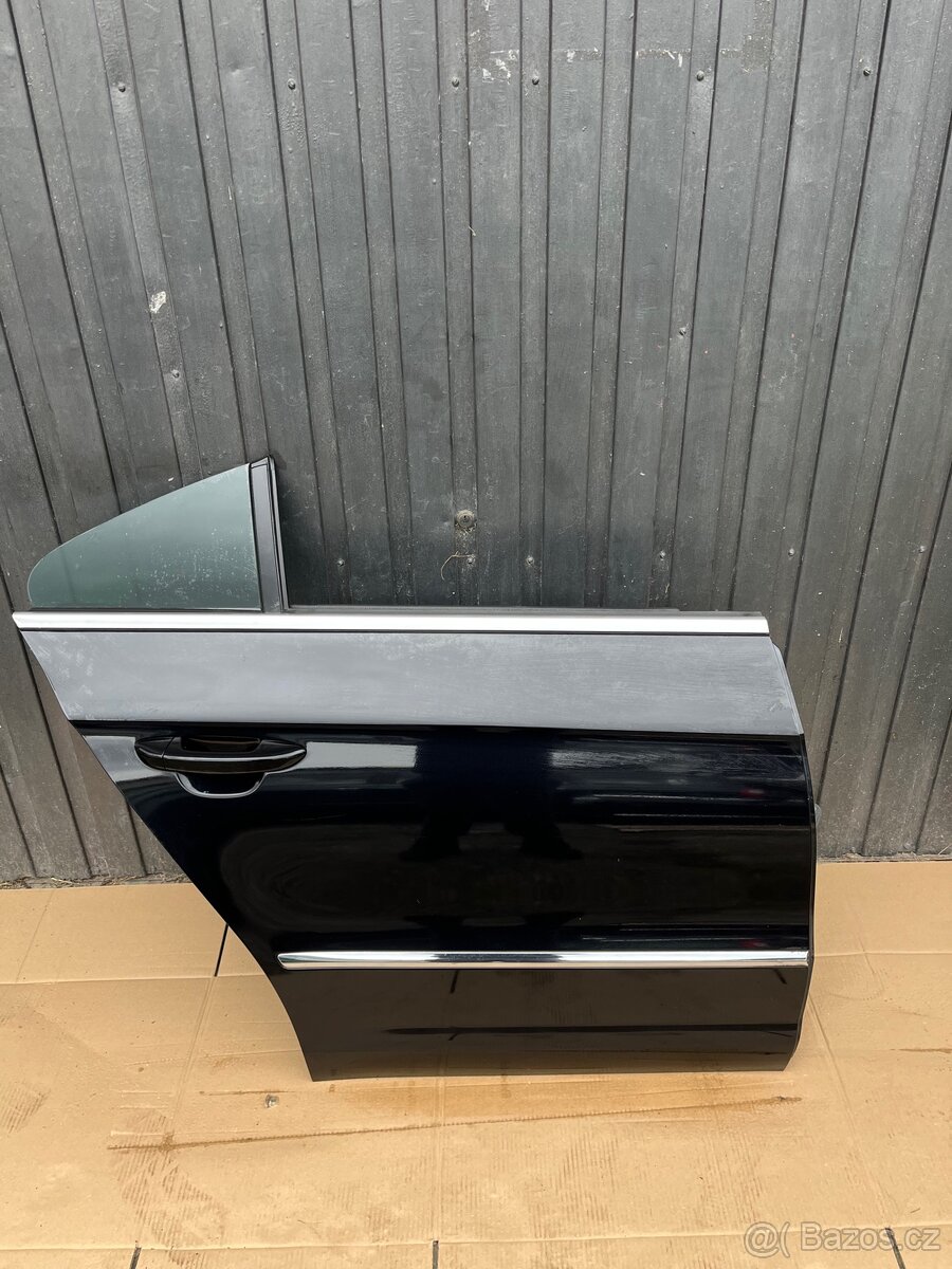 Zadni pravy dvere passat cc