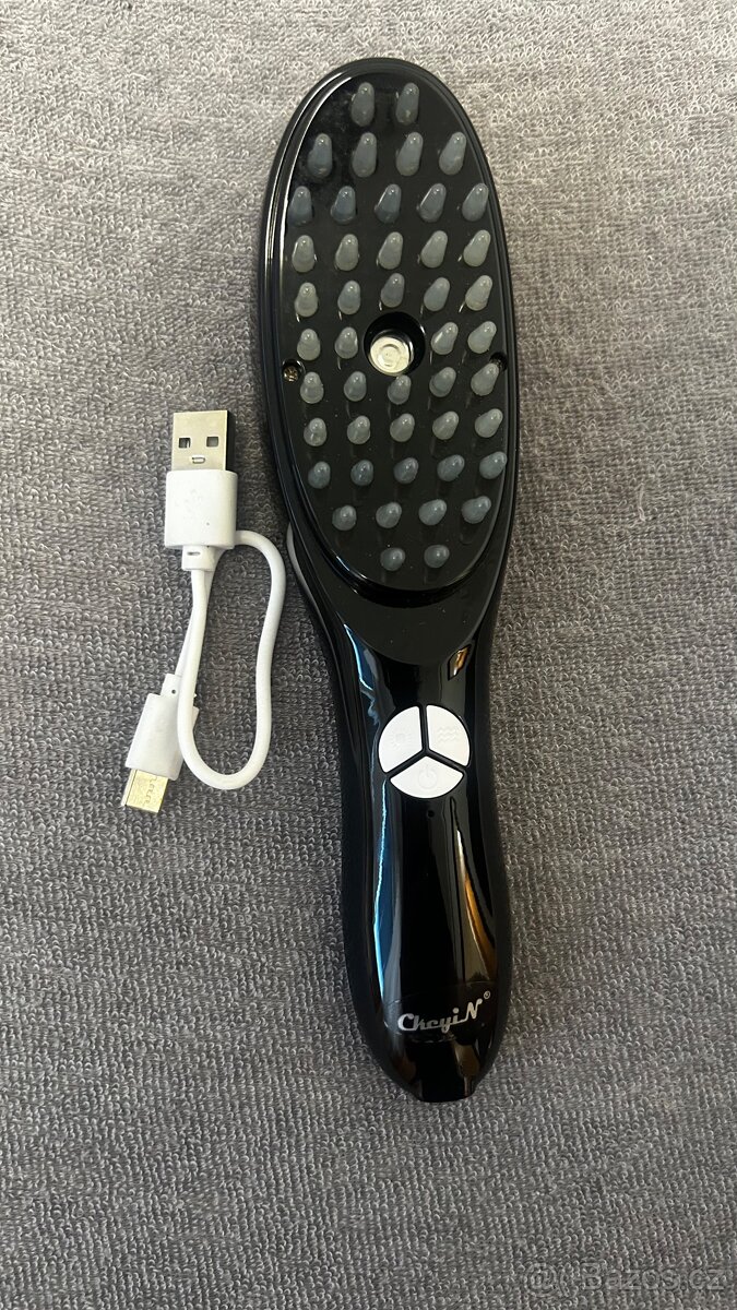 LED masážní kartáč s dávkovačem oleje