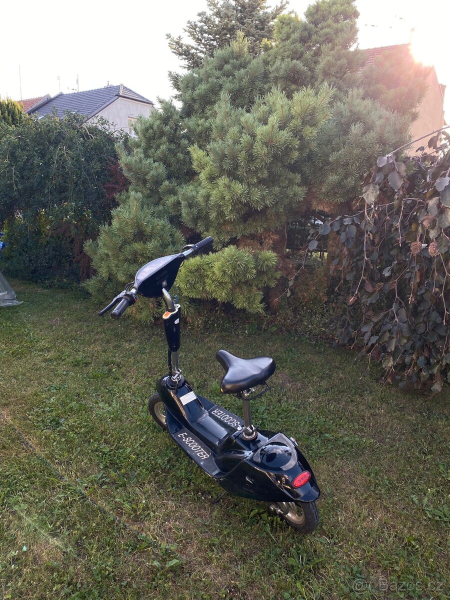 elektroskútr, elektrokoloběžka