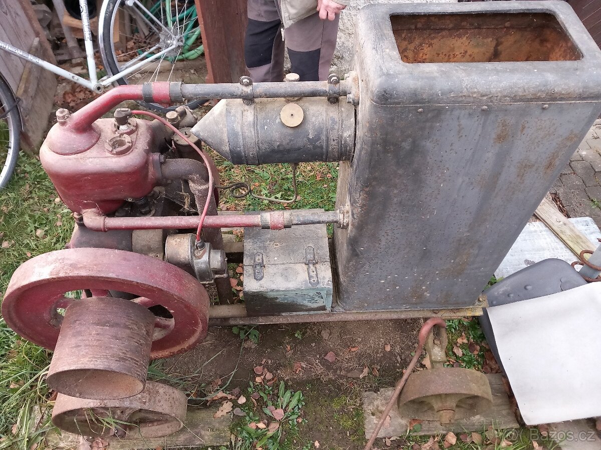Stabilní motor Slavia 3 HP