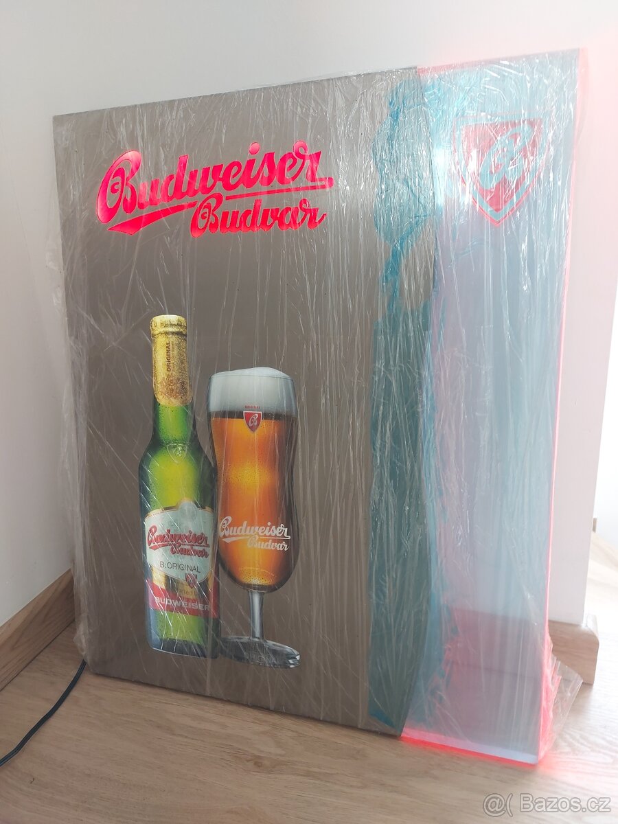 Pivní podsvícená cedule BUDWEISER  červené podsvícení