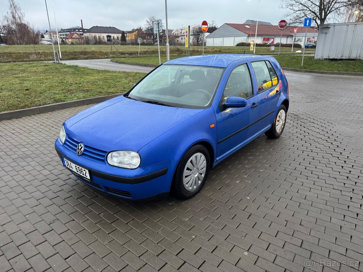 VW Golf 4, 1,6i 74kW, ELEKTRONOVÁ LETNÍ KOLA