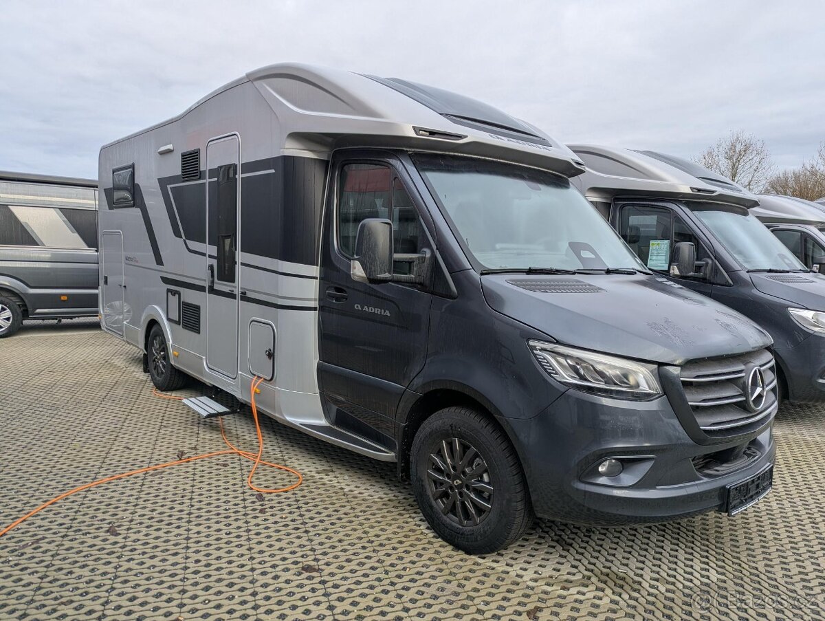 ADRIA MB MATRIX SUPREME 670 SL