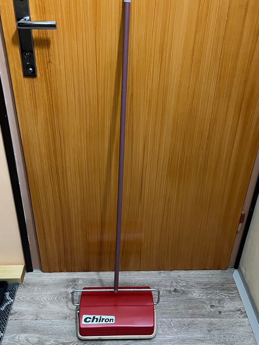 Mechanický zametač - Chiron